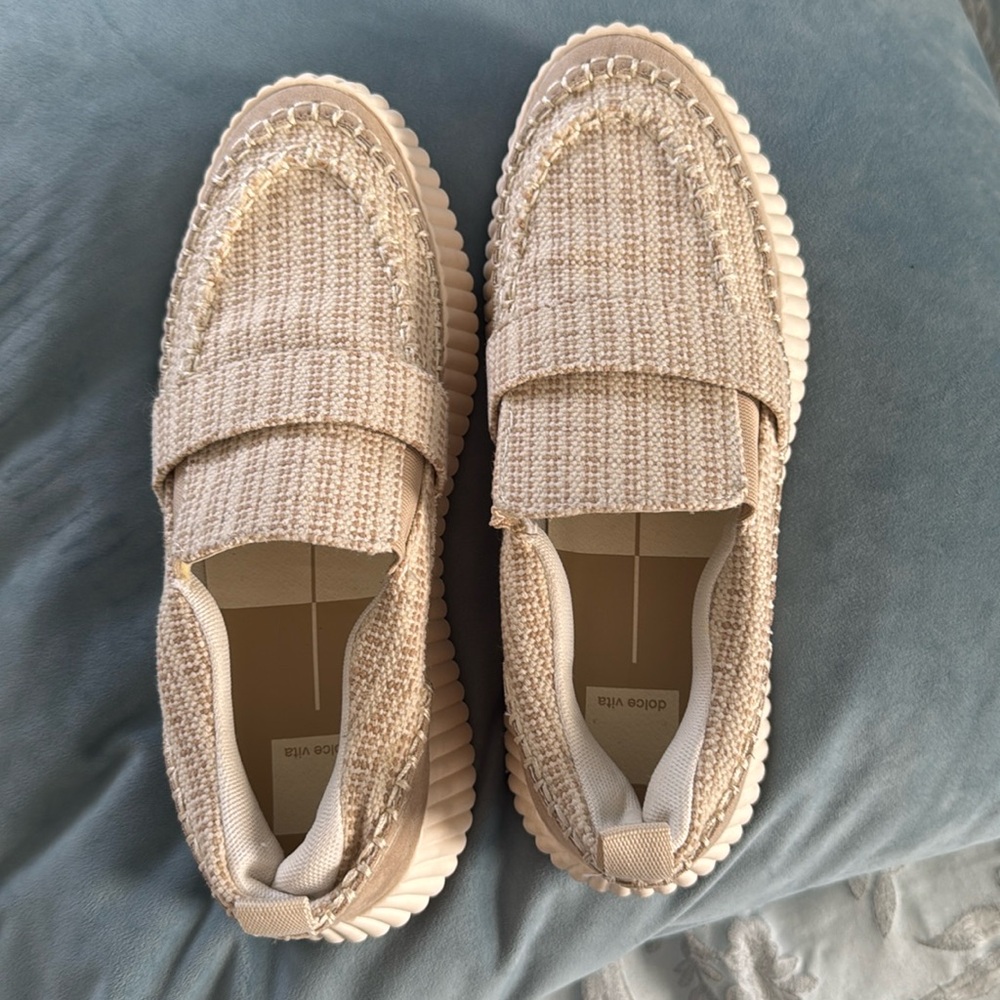 Dolce vita dayo slip on knit sneakers 8.5 super cute
